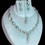 crystal teardrop necklace set with earrings and maang tikka