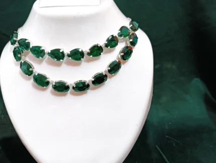 close view green crystal stone necklace set elegant design